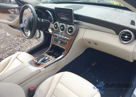 2016 Mercedes-Benz C 300 4Matic/Luxury 4Matic/Sport 4Matic from USA, damaged, VIN 55SWF4KBXGU144731